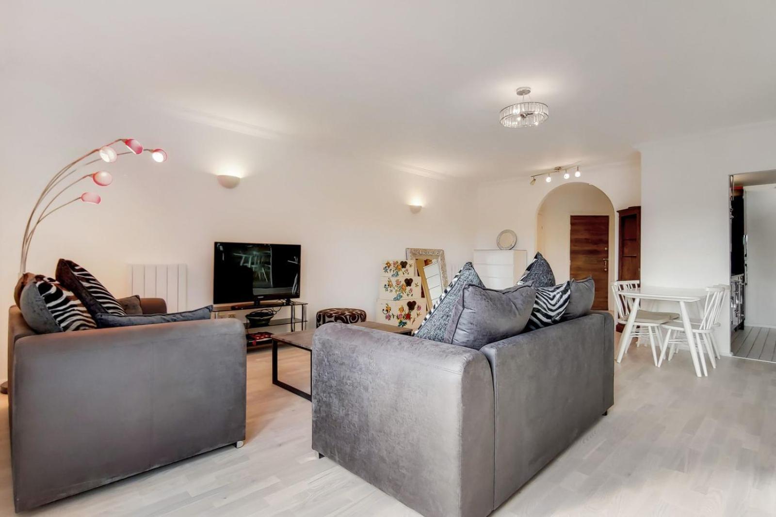 South Kensington - Point West Residences Londra Dış mekan fotoğraf